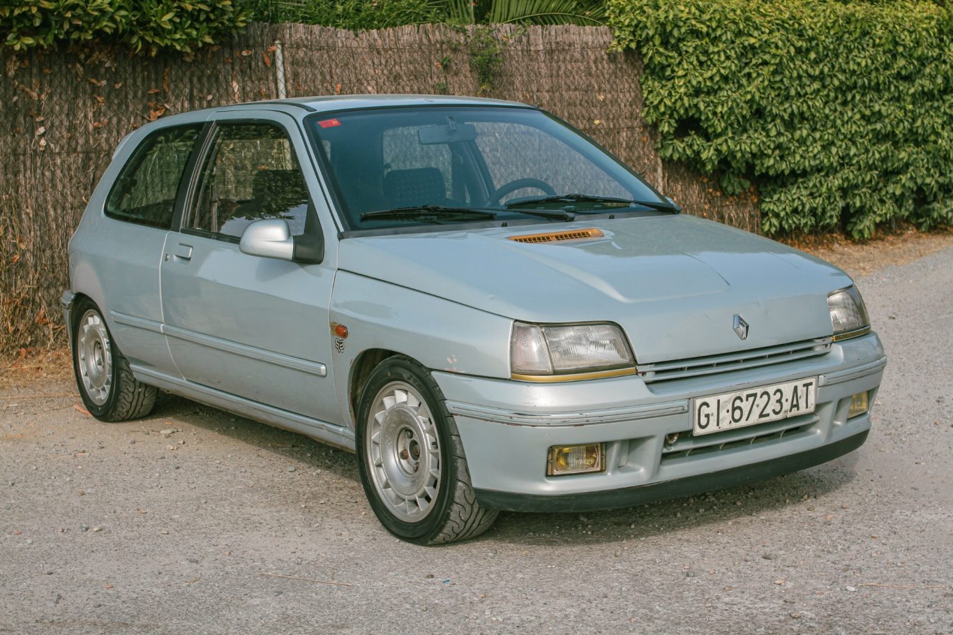 8.000 €